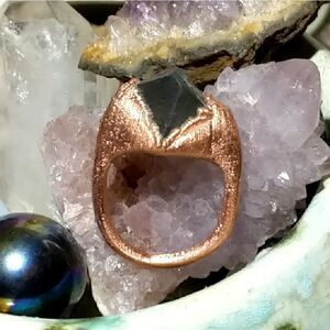 'Unphased' Size 6.5 Octagonal Green Fluorite Ring